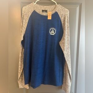 Men’s large long sleeve
